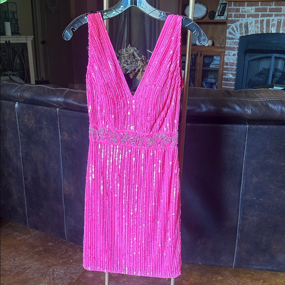 Elegant Pink Sleeveless Formal Dress